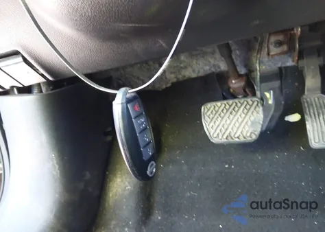 2013 Nissan Sentra Sr z USA, uszkodzony, nr VIN 3N1AB7AP8DL680339